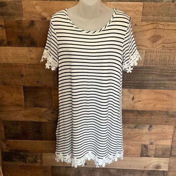 Altar’d State Midi Dress Round Neck White Black Stripe Applique Hem Cuffs Medium - Picture 10 of 10